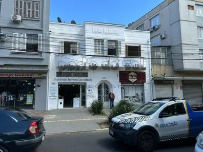 Apartamento com 3 Quartos para alugar, 85m² no São Geraldo, Porto Alegre