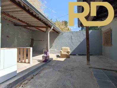 Casa com 2 Quartos para alugar, 35m² no São Geraldo, Belo Horizonte
