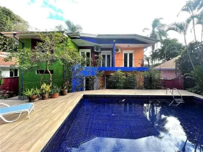 Casa de Condomínio com 5 Quartos à venda, 371m² no Terras do Madeira, Carapicuíba