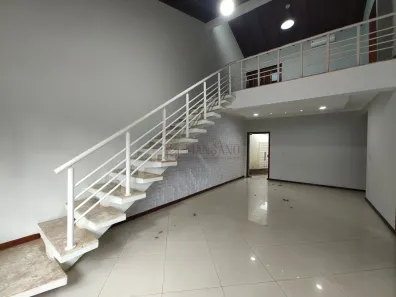 Casa de Condomínio com 3 Quartos para alugar, 330m² no Residencial Villaggio, Bauru