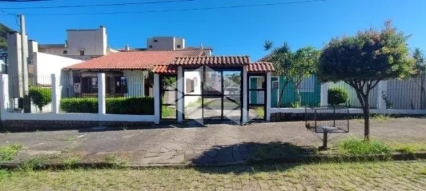Casa com 2 Quartos à venda, 100m² no Cristal, Porto Alegre