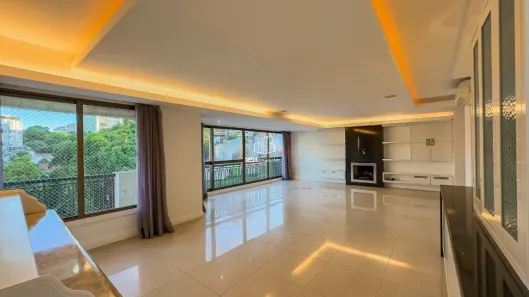 Apartamento com 3 Quartos para alugar, 161m² no Moinhos de Vento, Porto Alegre