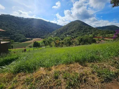 Lote/Terreno à venda, 393m² no Santa Rosa, Teresópolis