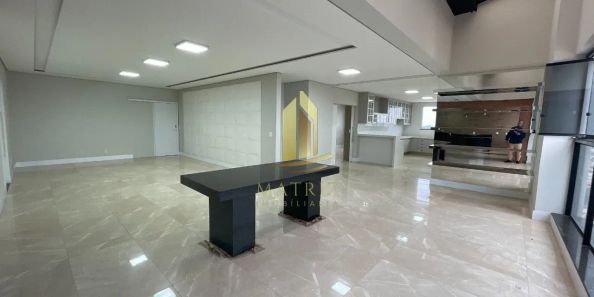 Apartamento com 3 Quartos para venda ou aluguel, 300m² no Jardim Santana, Franca
