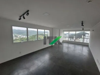 Sala Comercial para alugar, 42m² no Pioneiros, Balneário Camboriú