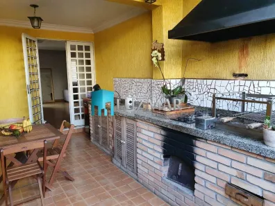 Casa com 3 Quartos à venda, 190m² no Jardim Caboré, São Paulo