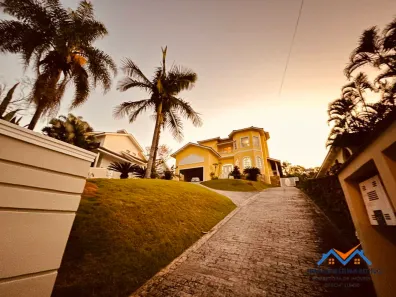 Casa com 3 Quartos para venda ou aluguel, 357m² no Arujázinho I, II e III, Arujá