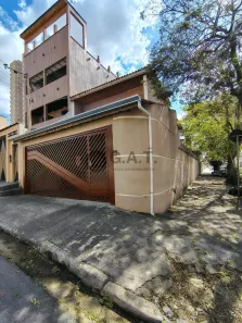 Sobrado com 4 Quartos à venda, 237m² no Vila Hortência, Sorocaba