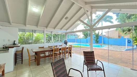 Casa com 4 Quartos à venda, 360m² no Vila Nova, Porto Alegre