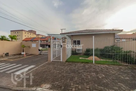 Casa de Condomínio com 2 Quartos à venda, 103m² no Rio Branco, Canoas