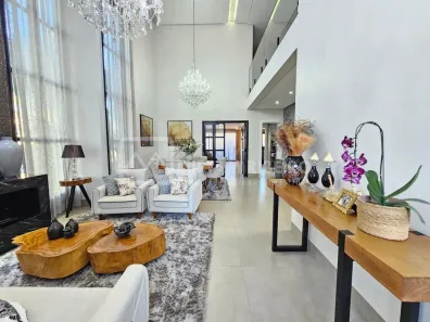 Sobrado com 3 Quartos à venda, 313m² no Vivendas do Arvoredo, Londrina