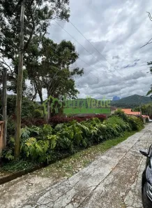 Lote/Terreno à venda, 727m² no Bonsucesso, Petrópolis