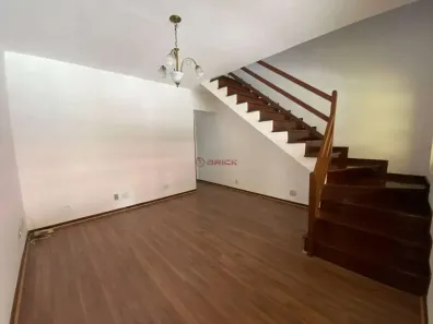 Casa de Condomínio com 2 Quartos à venda, 75m² no Parque São Luiz, Teresópolis