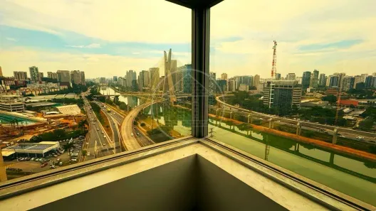 Sala Comercial para alugar, 160m² no Real Parque, São Paulo
