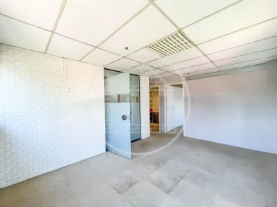 Sala Comercial para alugar, 90m² no Cidade Monções, São Paulo