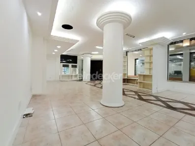Ponto Comercial para alugar, 241m² no Centro Histórico, Porto Alegre