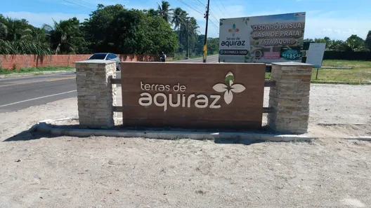 Lote/Terreno com 1 Quarto à venda, 150m² no Centro, Aquiraz