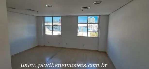 Sala Comercial para alugar, 30m² no Pinheiros, São Paulo