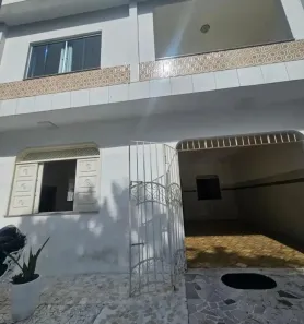 Sobrado com 5 Quartos à venda, 260m² no Aeroporto, Aracaju