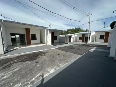 Casa de Condomínio com 2 Quartos à venda, 54m² no Flores, Manaus
