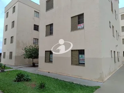 Apartamento com 2 Quartos para alugar, 40m² no Laranjeiras, Uberlândia