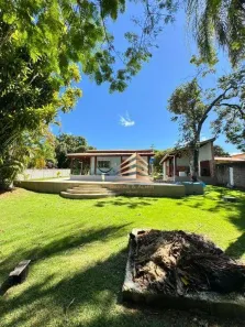 Fazenda/Sítio com 3 Quartos à venda, 260m² no Jardim Colonial, Atibaia