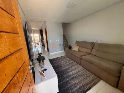 Sobrado com 2 Quartos à venda, 67m² no Vila São Sebastião, Mogi das Cruzes