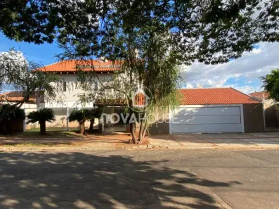 Sobrado com 4 Quartos à venda, 680m² no Vila Gomes, Campo Grande