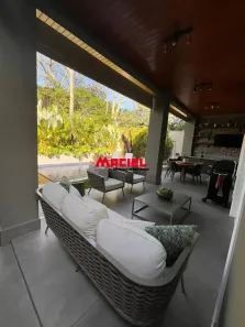 Sobrado com 4 Quartos à venda, 350m² no Urbanova, São José dos Campos