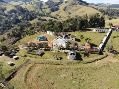 Fazenda/Sítio com 14 Quartos à venda, 3000m² no , Camanducaia