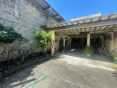 Casa com 4 Quartos à venda, 200m² no Santa Eugênia, Nova Iguaçu