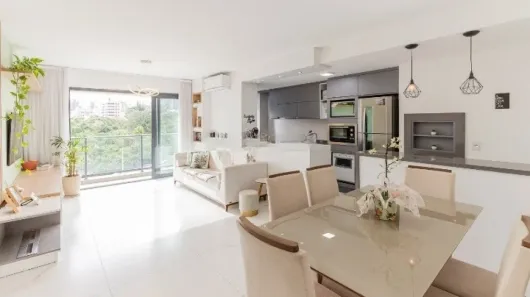 Apartamento com 3 Quartos para alugar, 99m² no Petrópolis, Porto Alegre