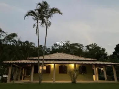 Fazenda/Sítio com 3 Quartos à venda, 1400m² no Areal, Araruama