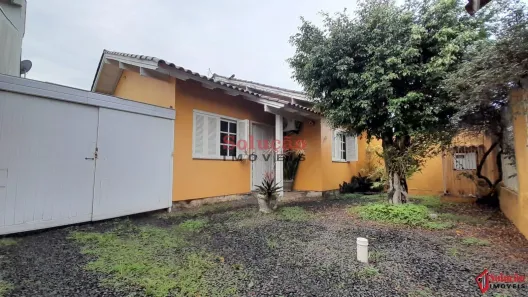 Casa com 2 Quartos à venda, 67m² no Olaria, Canoas