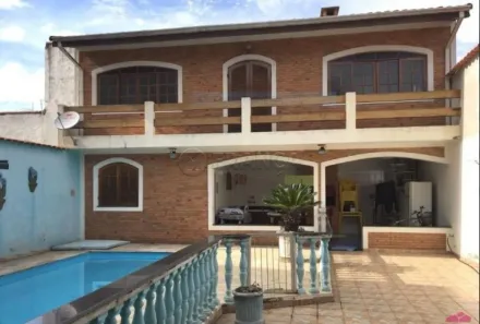 Sobrado com 3 Quartos à venda, 300m² no Jardim Flórida, Jacareí