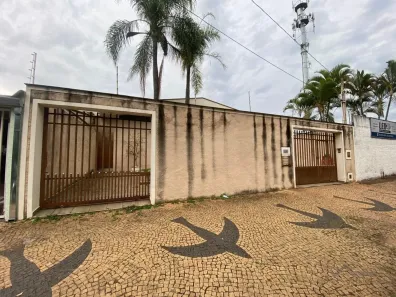 Casa com 4 Quartos à venda, 212m² no Parque São Quirino, Campinas
