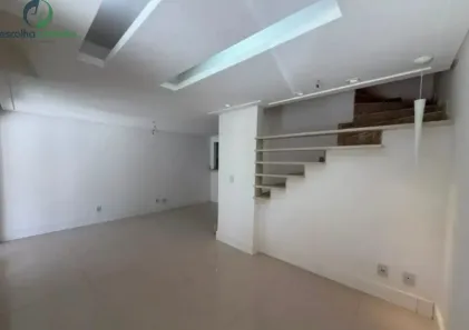 Casa de Condomínio com 3 Quartos para alugar, 240m² no Piatã, Salvador