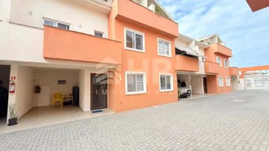 Sobrado com 3 Quartos à venda, 138m² no Caiobá, Matinhos