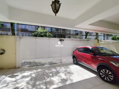 Casa com 4 Quartos à venda, 222m² no Gonzaga, Santos