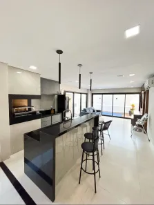 Casa de Condomínio com 4 Quartos à venda, 289m² no Condomínio Belvedere II, Cuiabá