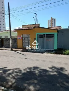 Casa com 2 Quartos à venda, 119m² no Candelária, Natal