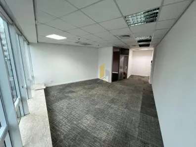 Sala Comercial para alugar, 331m² no Cidade Monções, São Paulo