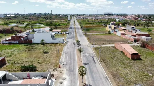 Lote/Terreno à venda, 125m² no Piratininga, Maracanaú