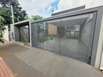 Casa com 3 Quartos à venda, 250m² no Vila Planalto, Campo Grande