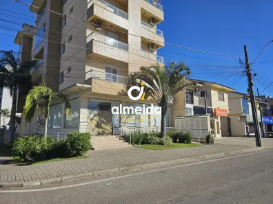 Sala Comercial com 3 Quartos para alugar, 203m² no Camobi, Santa Maria