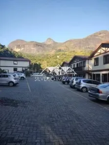 Apartamento com 3 Quartos à venda, 75m² no Samambaia, Petrópolis