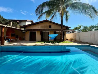 Casa de Condomínio com 3 Quartos à venda, 180m² no Balneário Praia do Pernambuco, Guarujá