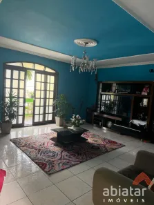 Sobrado com 3 Quartos à venda, 250m² no Parque Marabá, Taboão da Serra