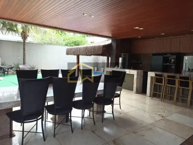 Casa de Condomínio com 5 Quartos para alugar, 600m² no Jardins Paris, Goiânia