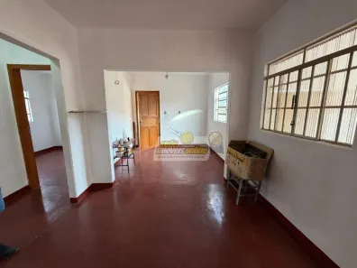 Casa com 3 Quartos para alugar, 160m² no Parque das Américas, Uberaba